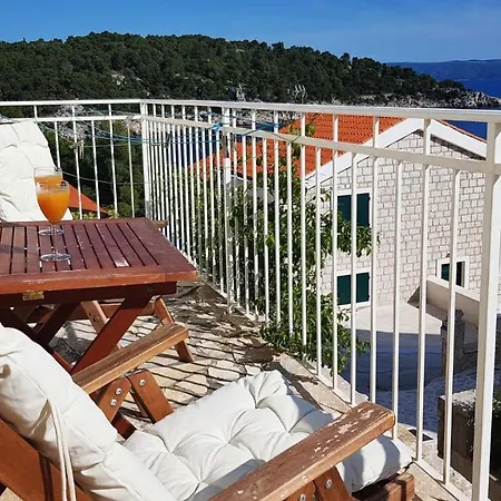 Vila Jolanta 别墅 米欧纳